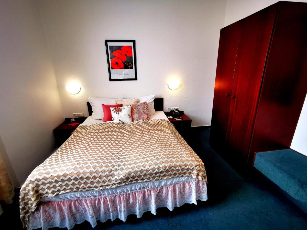 Tante Alma's Mannheimer 3*