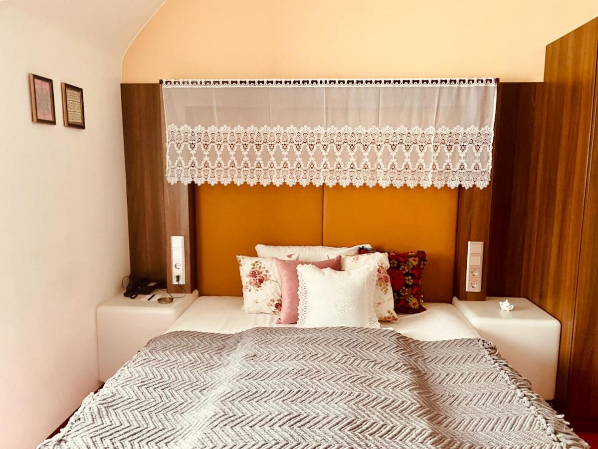 Hotel Tante Alma's Mannheimer 3*