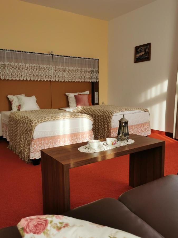 Tante Alma's Mannheimer 3*