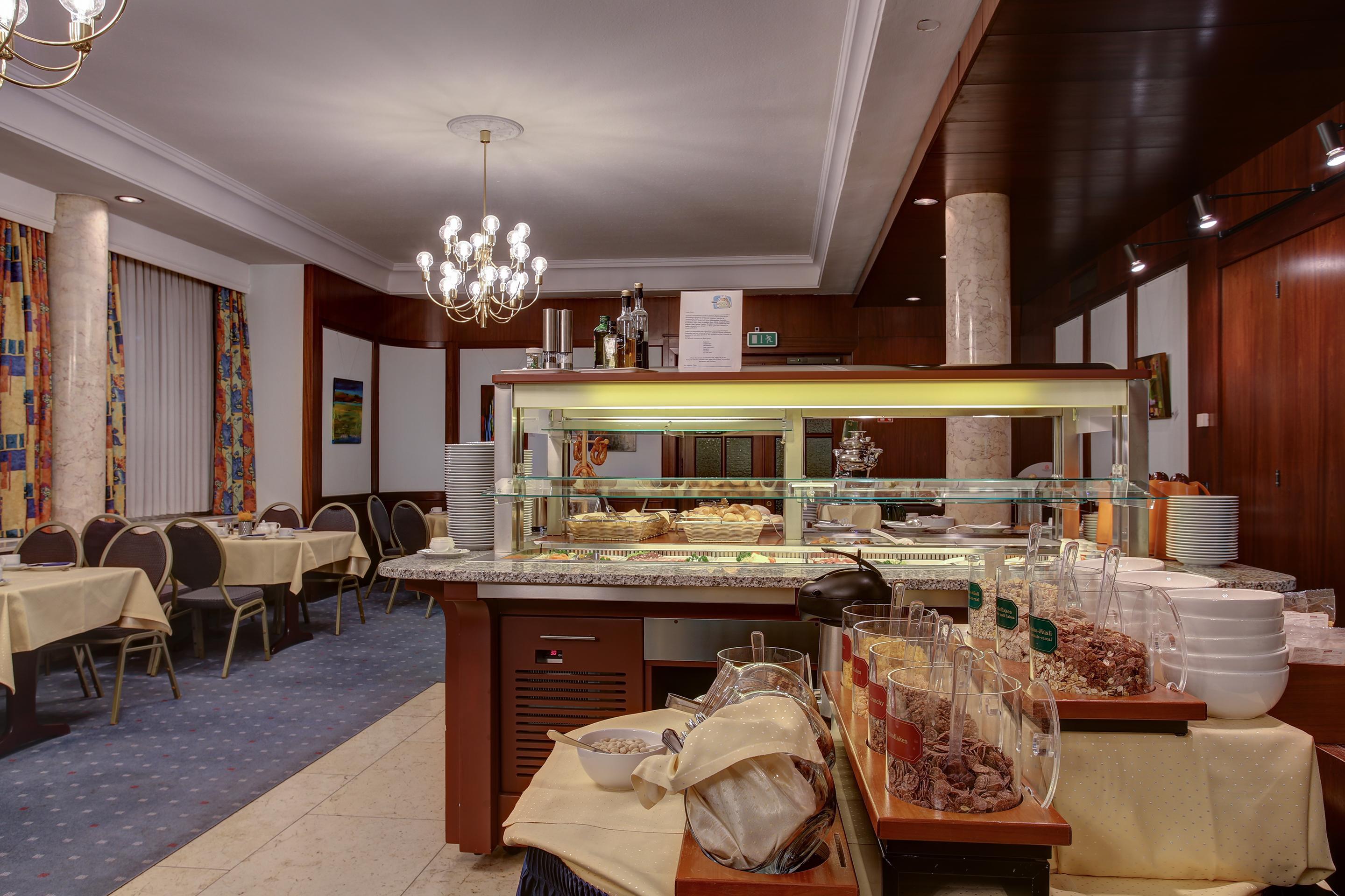 Hotel Tante Alma's Mannheimer 3*